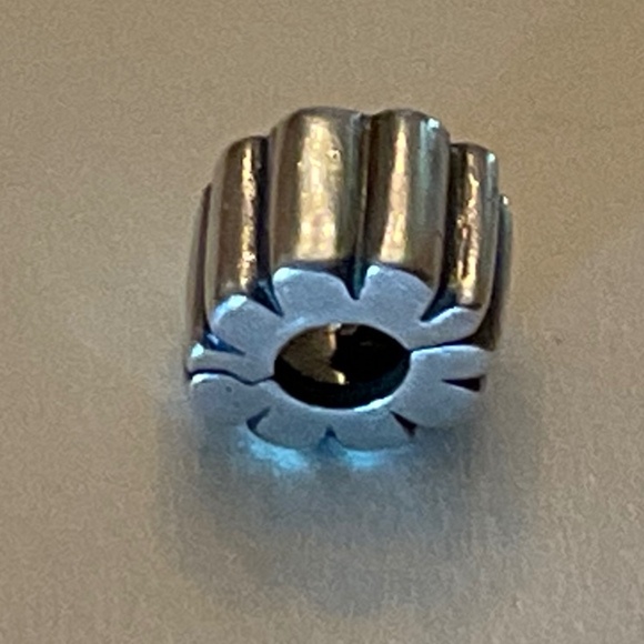 Pandora Spacer Clip Charm Sterling Silver - Picture 2 of 4